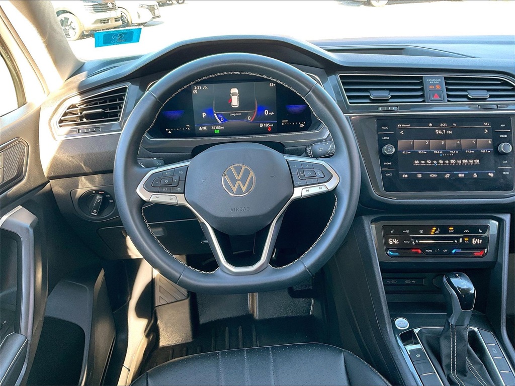 2022 Volkswagen Tiguan 2.0T SE - Photo 16