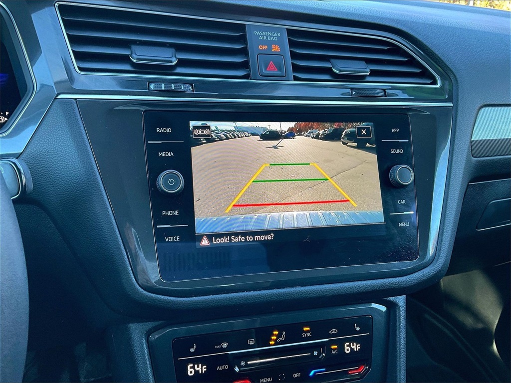 2022 Volkswagen Tiguan 2.0T SE - Photo 18