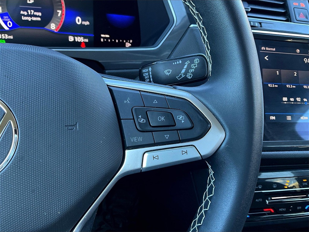 2022 Volkswagen Tiguan 2.0T SE - Photo 22