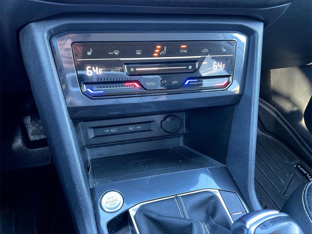 2022 Volkswagen Tiguan 2.0T SE - Photo 24