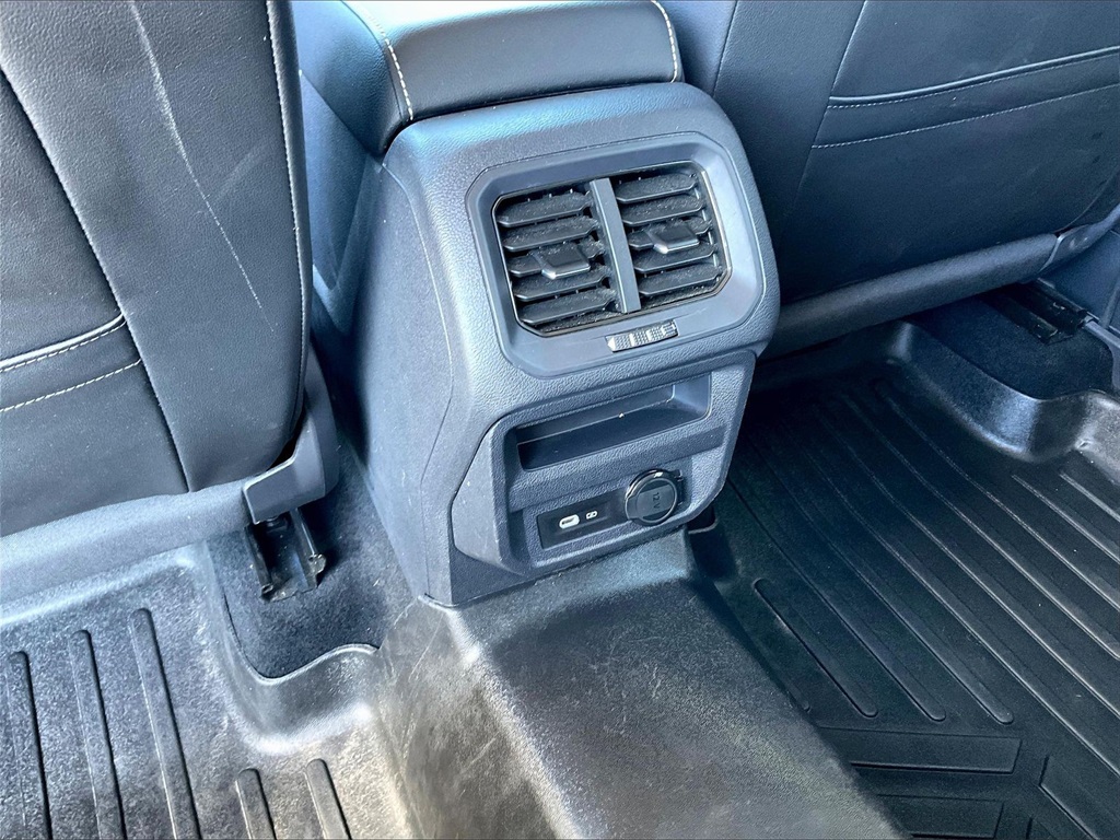 2022 Volkswagen Tiguan 2.0T SE - Photo 25