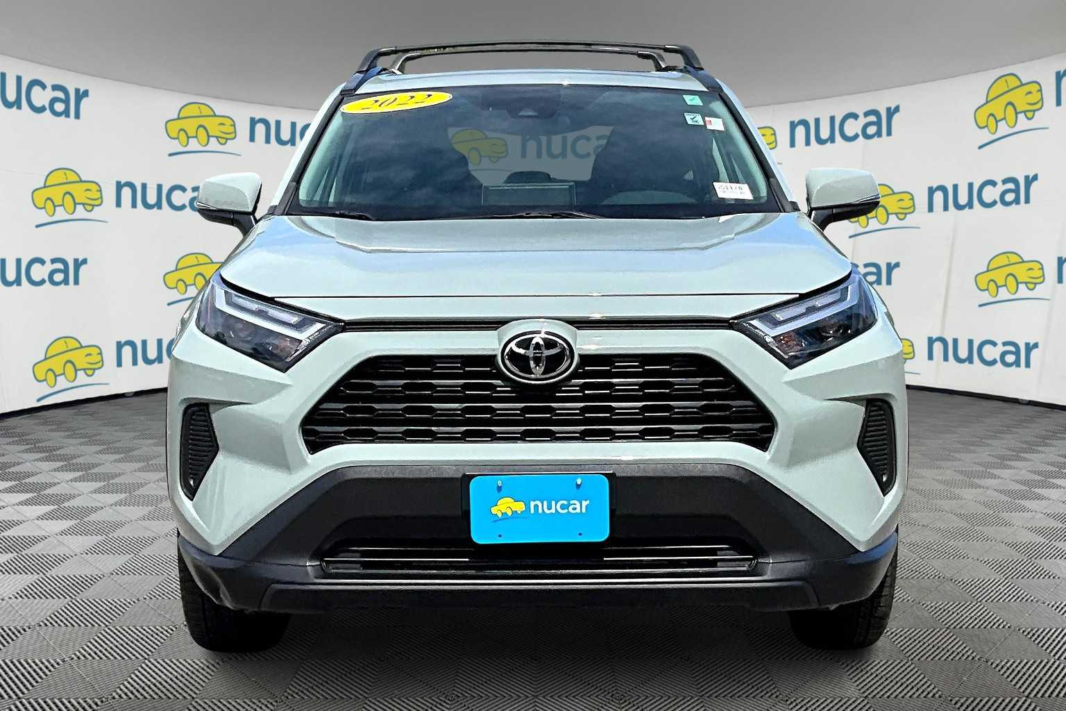 2022 Toyota RAV4 XLE - Photo 2