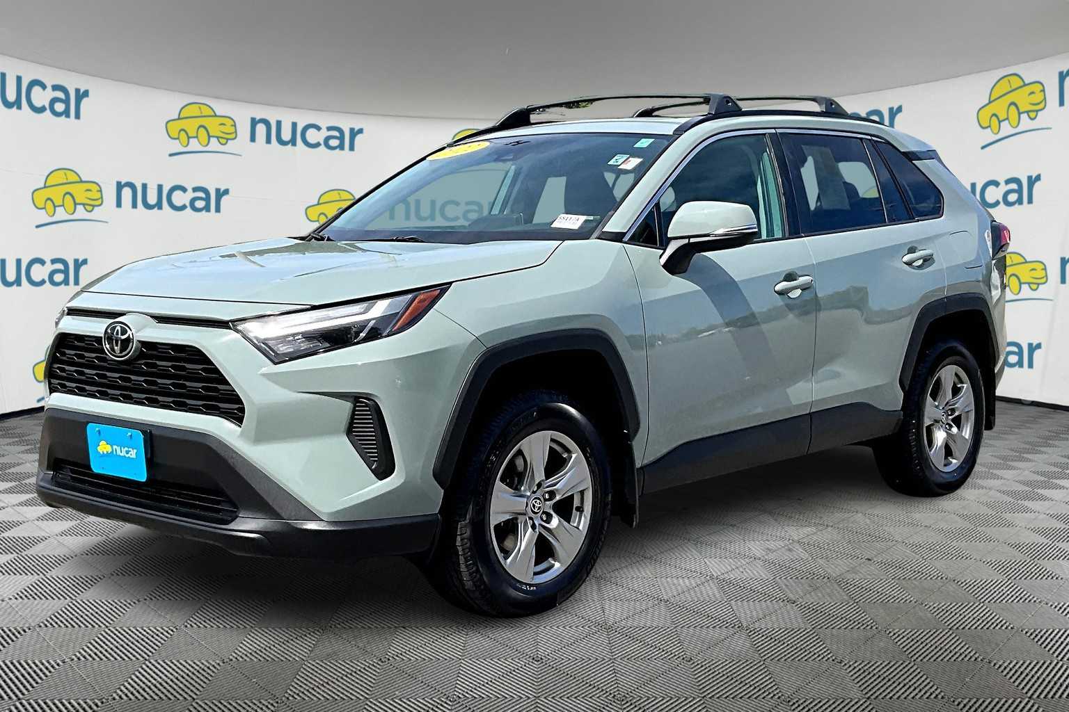2022 Toyota RAV4 XLE - Photo 3