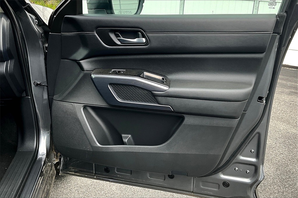 2023 Nissan Pathfinder SL - Photo 12