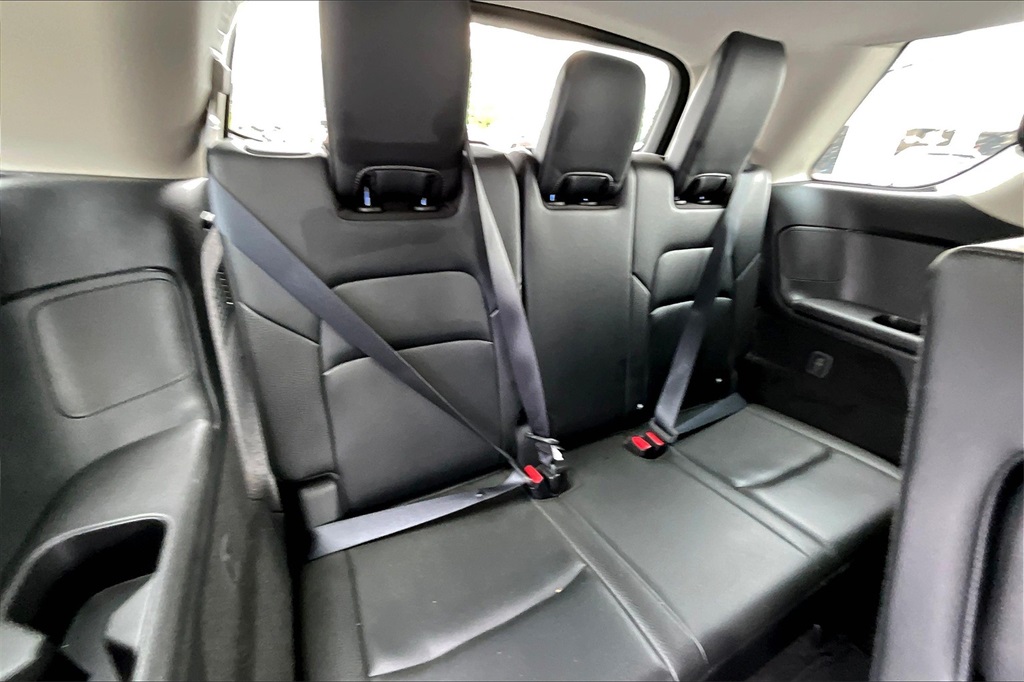 2023 Nissan Pathfinder SL - Photo 17