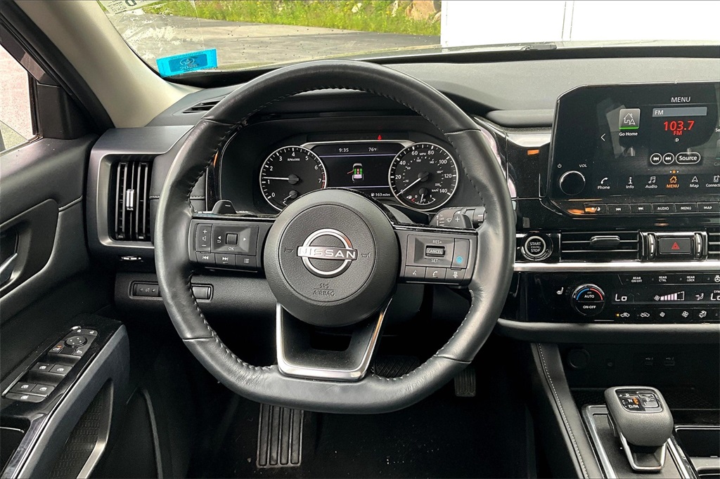 2023 Nissan Pathfinder SL - Photo 18