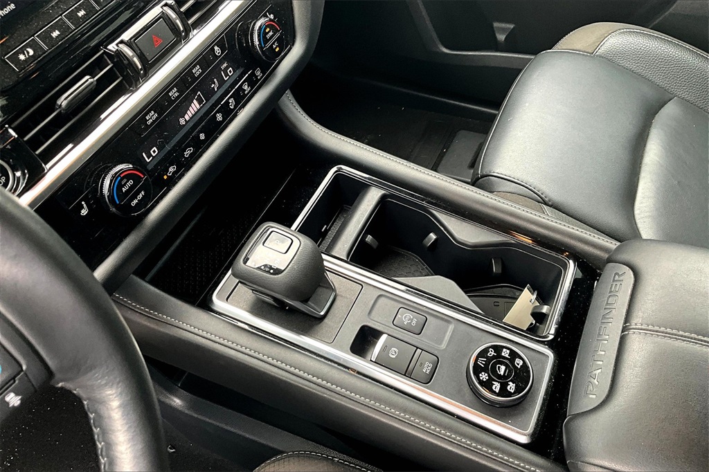 2023 Nissan Pathfinder SL - Photo 21