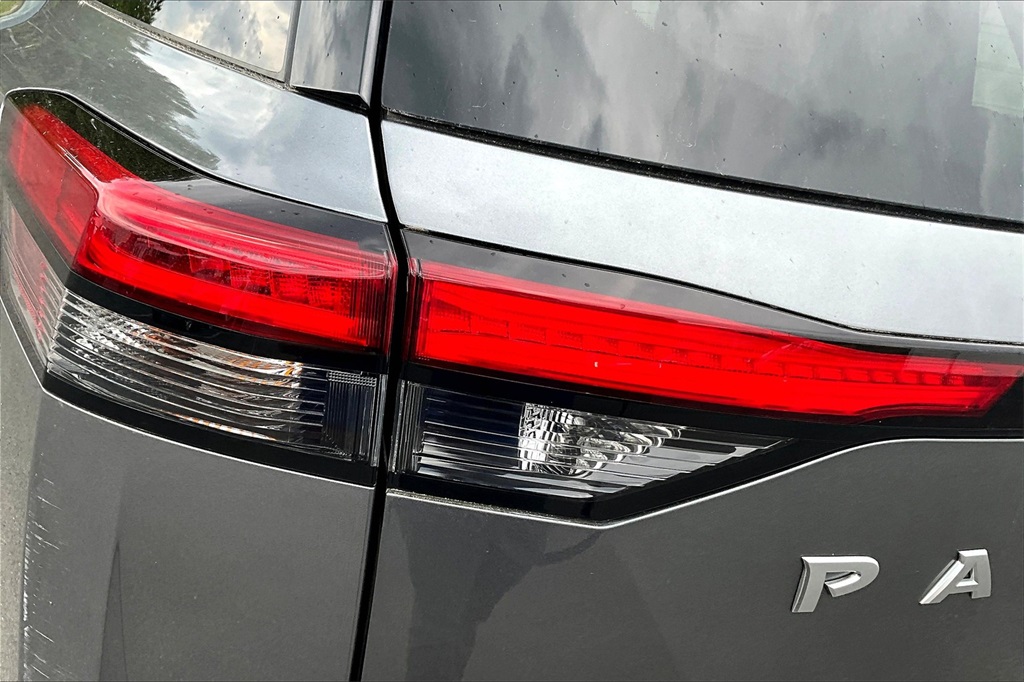 2023 Nissan Pathfinder SL - Photo 33