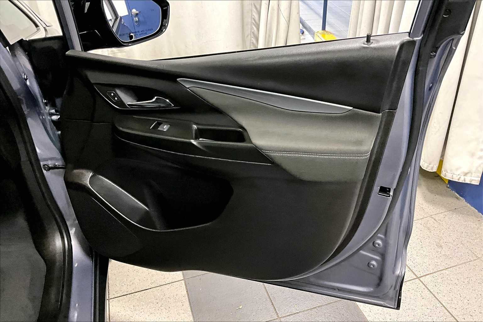 2023 Chevrolet Bolt EV 1LT - Photo 12
