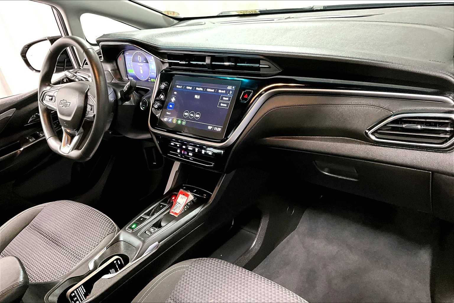 2023 Chevrolet Bolt EV 1LT - Photo 14