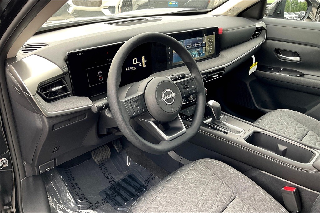 2025 Nissan Kicks SV - Photo 9