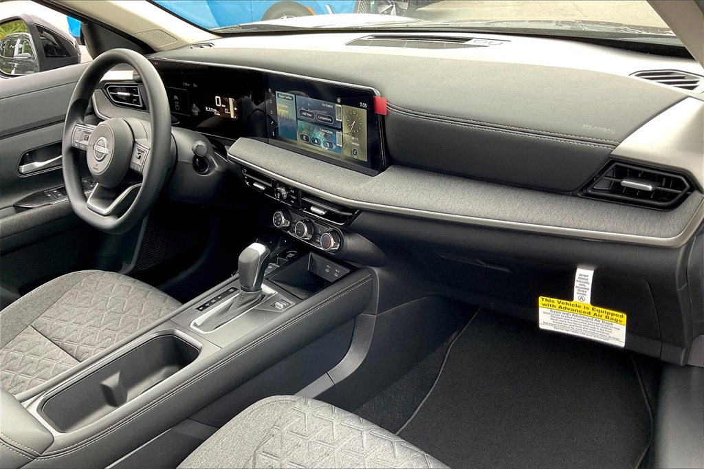 2025 Nissan Kicks SV - Photo 10