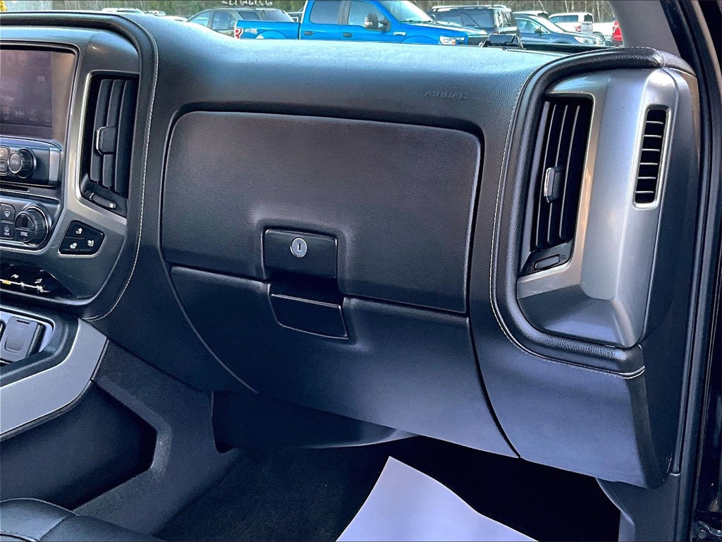 2018 Chevrolet Silverado 1500 LTZ - Photo 13