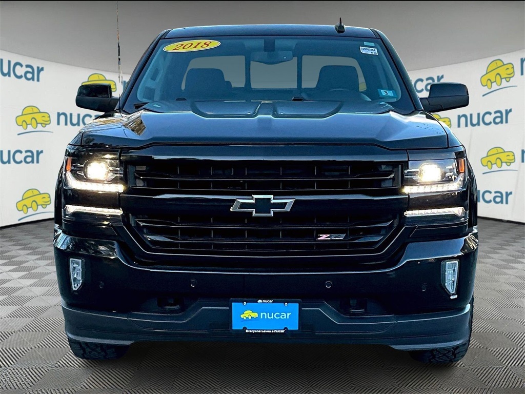 2018 Chevrolet Silverado 1500 LTZ - Photo 2