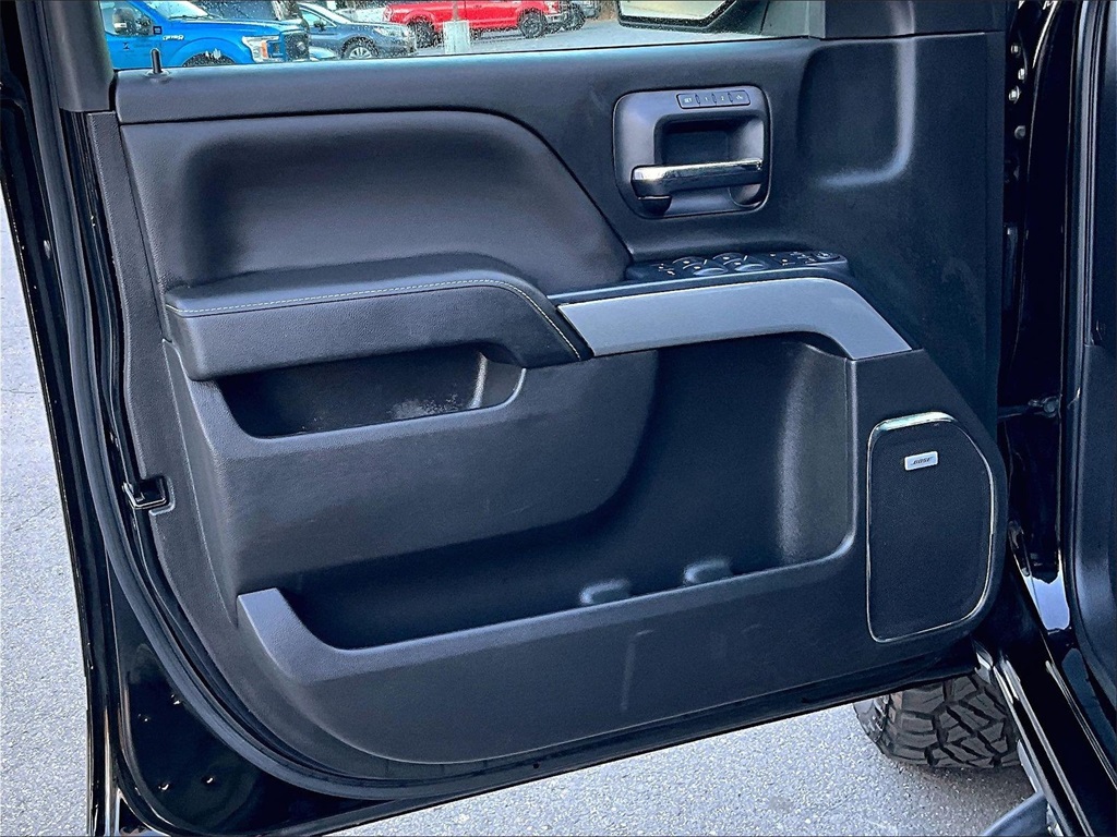 2018 Chevrolet Silverado 1500 LTZ - Photo 9