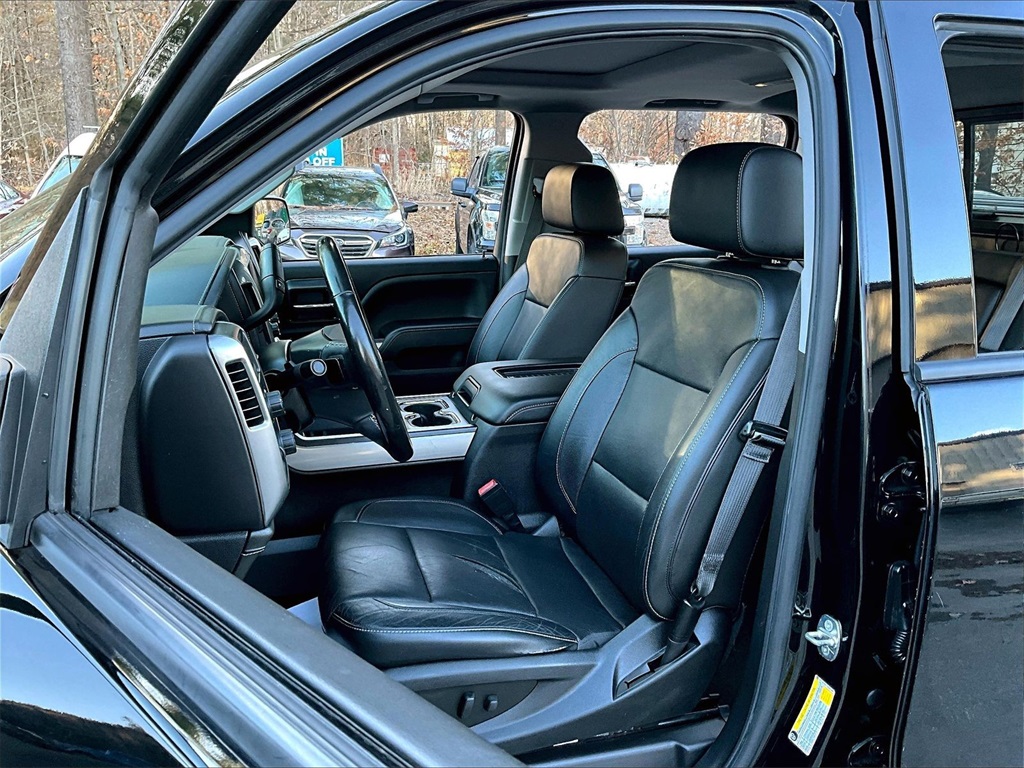 2018 Chevrolet Silverado 1500 LTZ - Photo 10