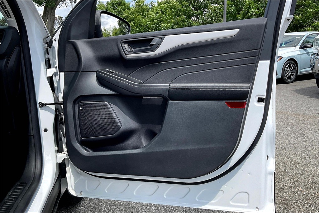 2022 Ford Escape SE - Photo 11
