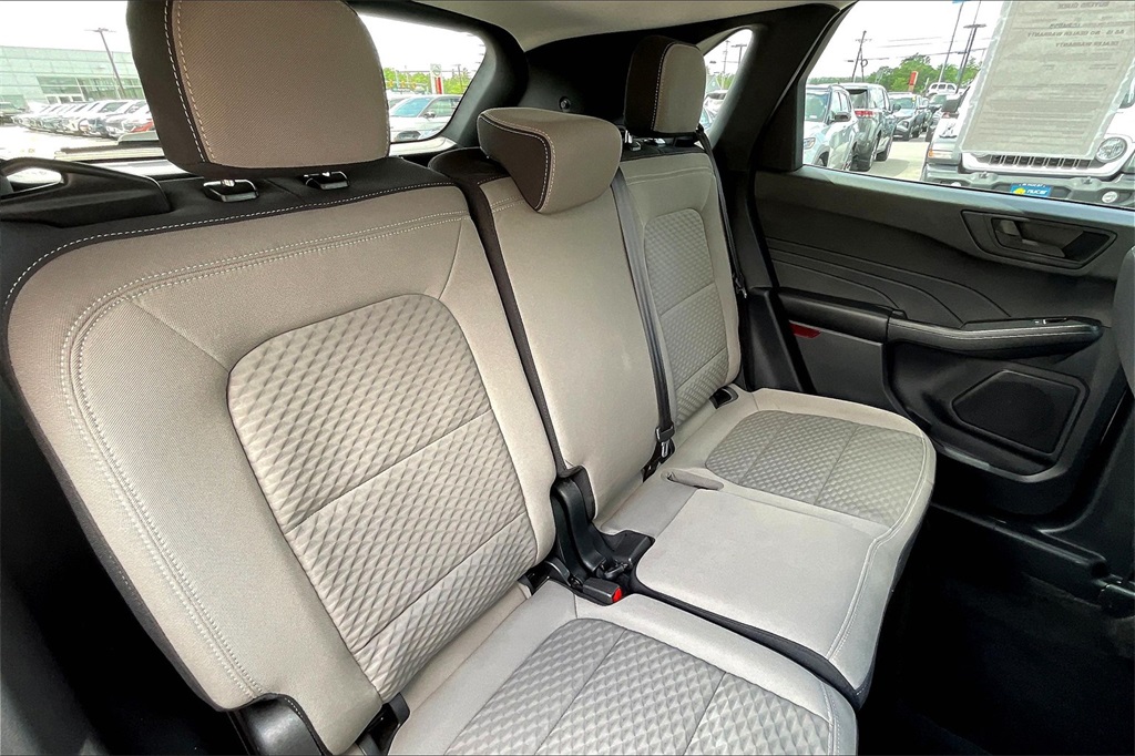 2022 Ford Escape SE - Photo 15