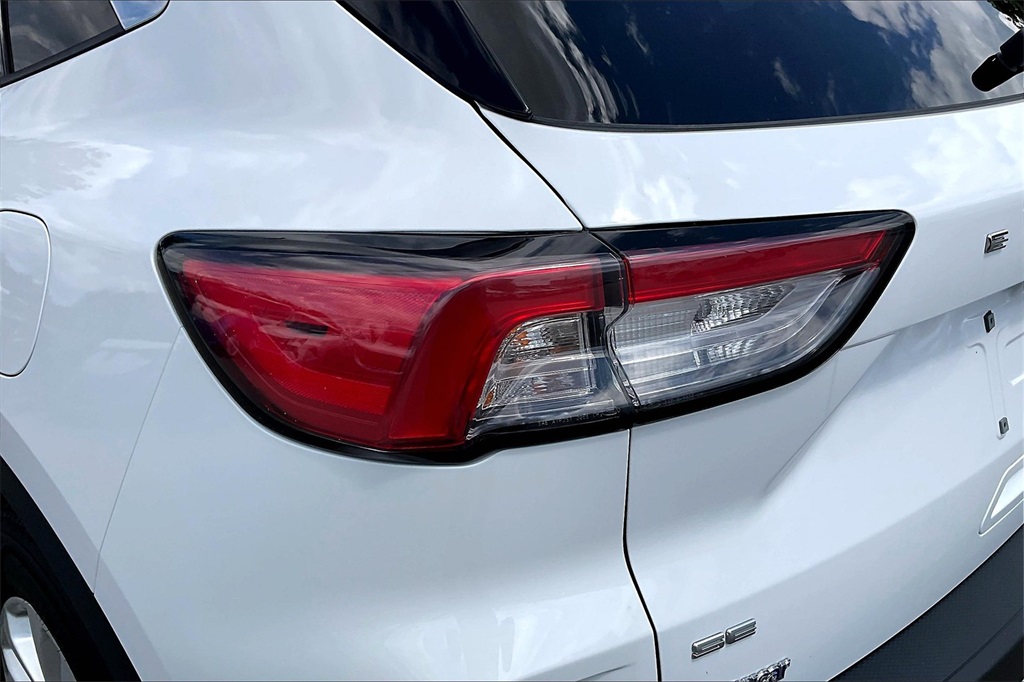 2022 Ford Escape SE - Photo 30