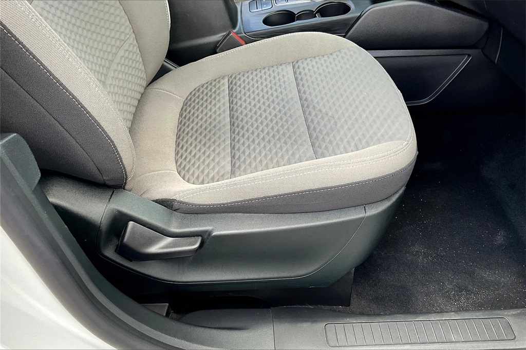 2022 Ford Escape SE - Photo 34