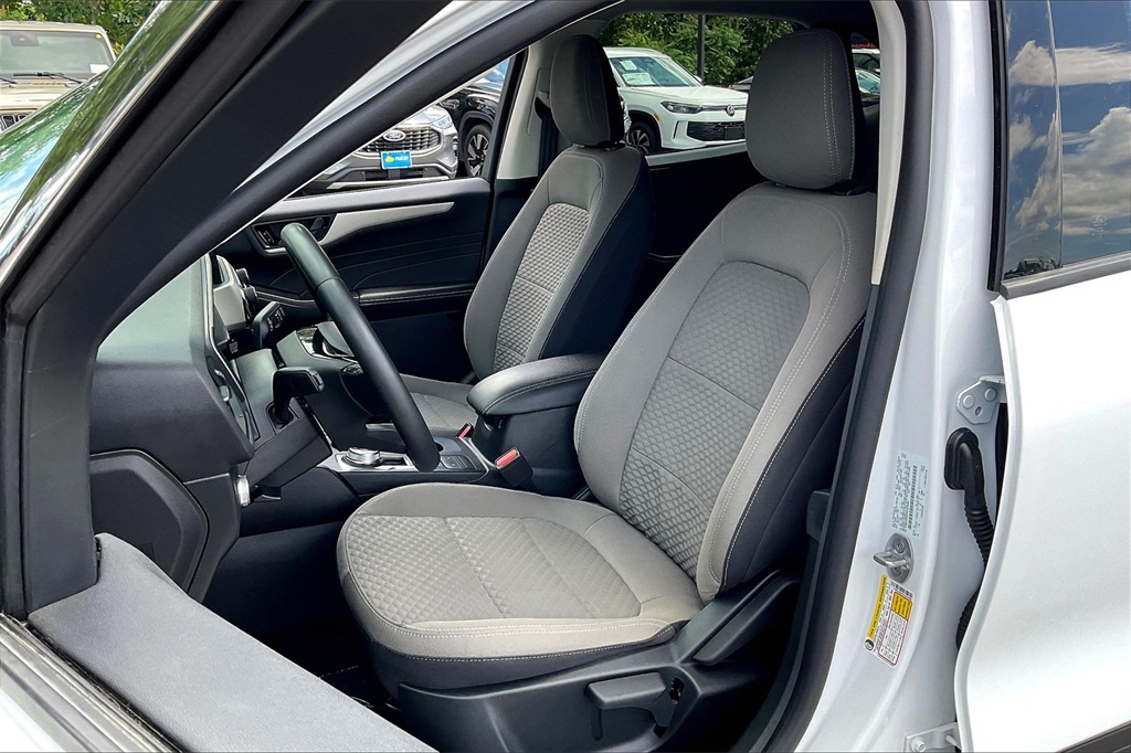 2022 Ford Escape SE - Photo 9