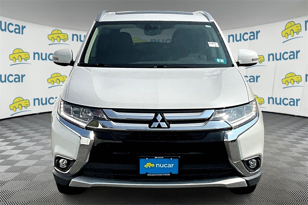2017 Mitsubishi Outlander GT - Photo 2