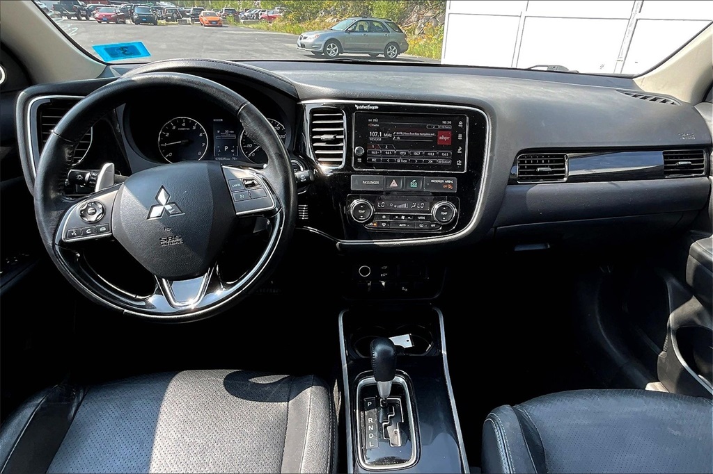 2017 Mitsubishi Outlander GT - Photo 21