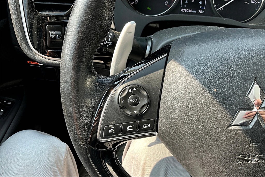2017 Mitsubishi Outlander GT - Photo 23