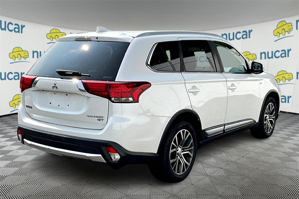 2017 Mitsubishi Outlander GT - Photo 6