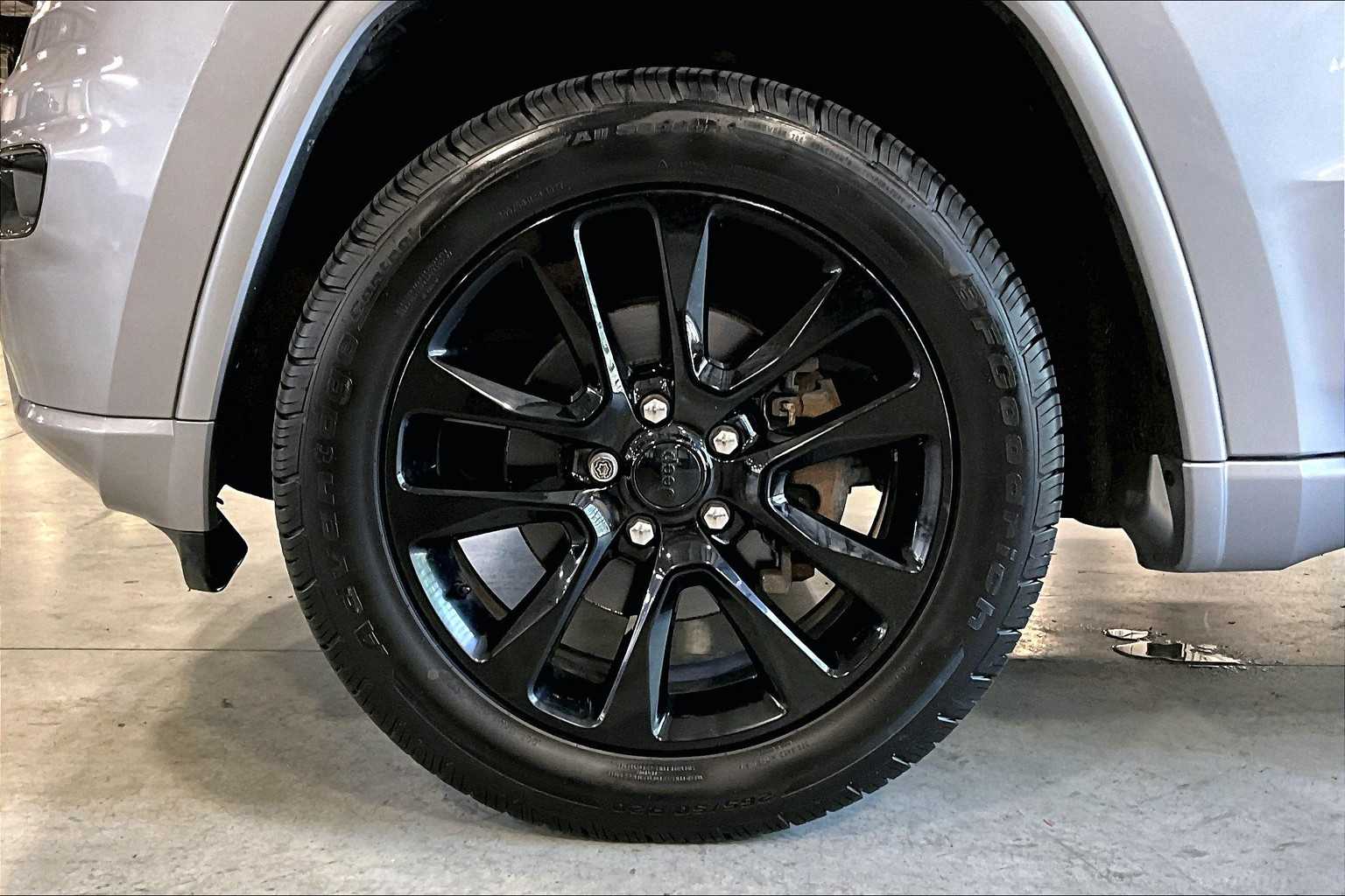 2018 Jeep Grand Cherokee Altitude - Photo 7