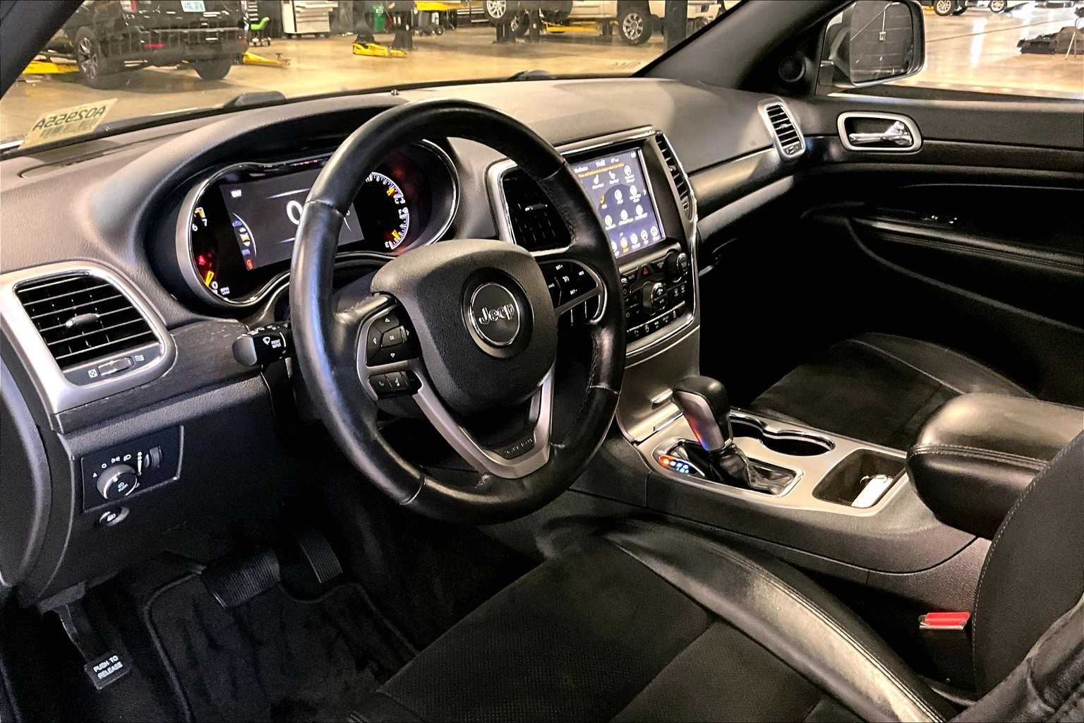 2018 Jeep Grand Cherokee Altitude - Photo 8