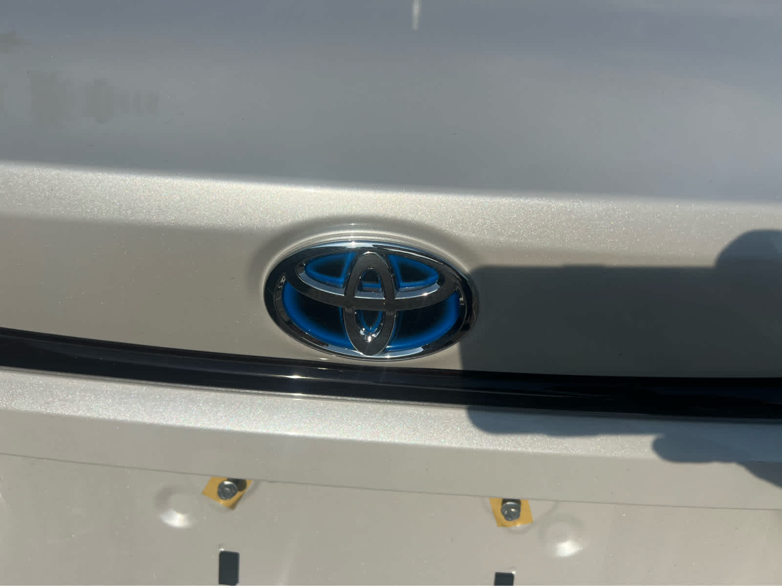 2025 Toyota Corolla Hybrid LE - Photo 16