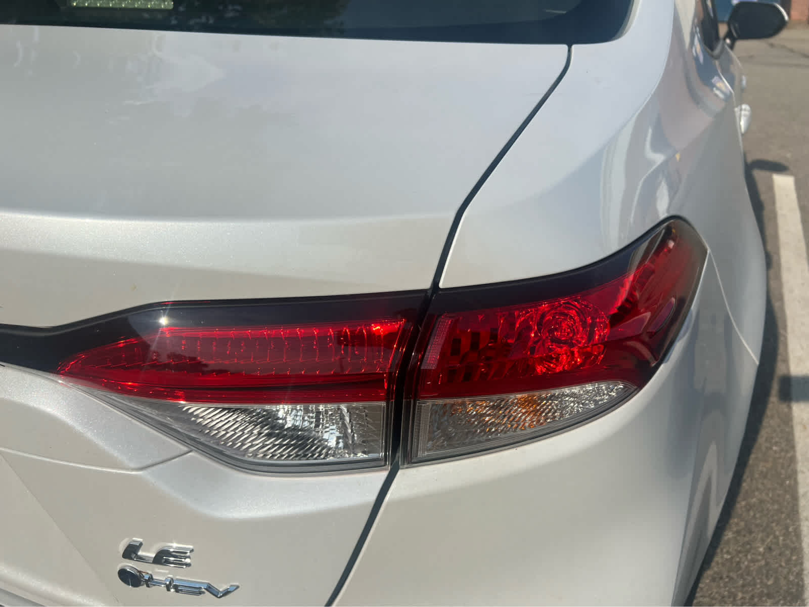 2025 Toyota Corolla Hybrid LE - Photo 18