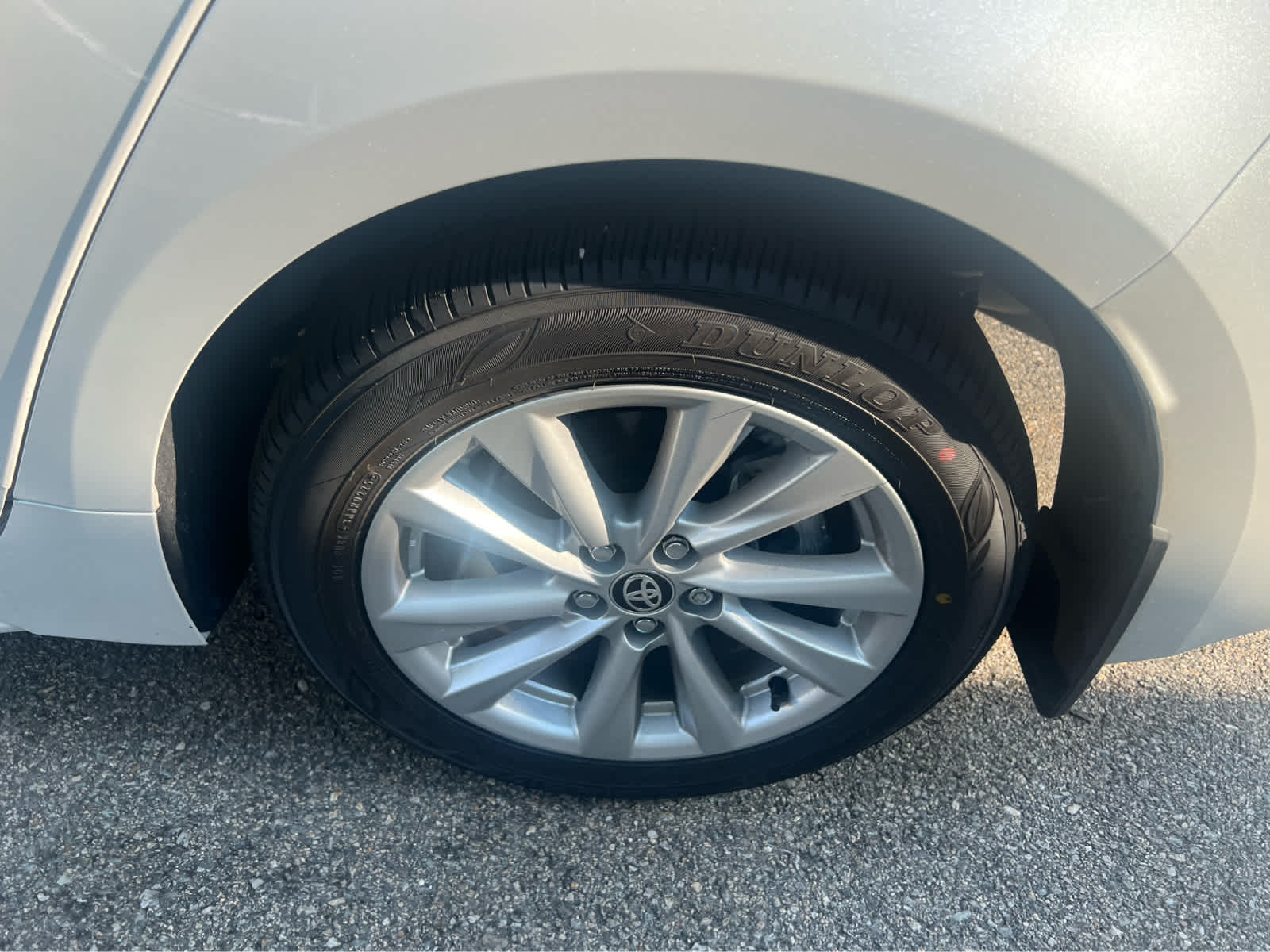 2025 Toyota Corolla Hybrid LE - Photo 24
