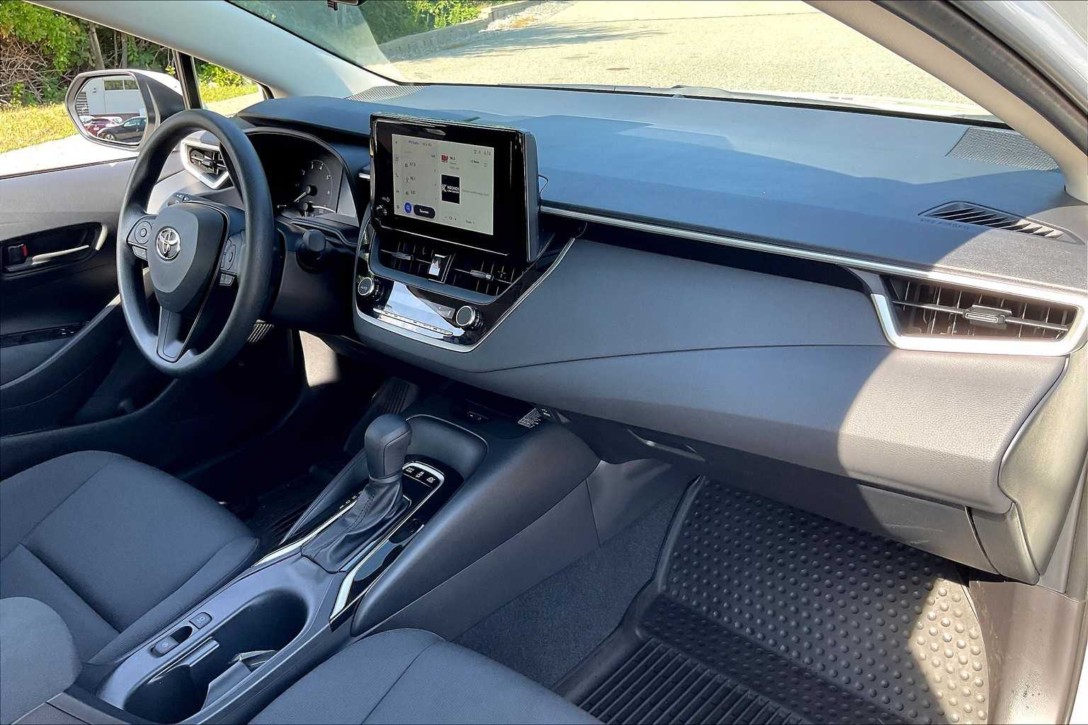 2025 Toyota Corolla Hybrid LE - Photo 26