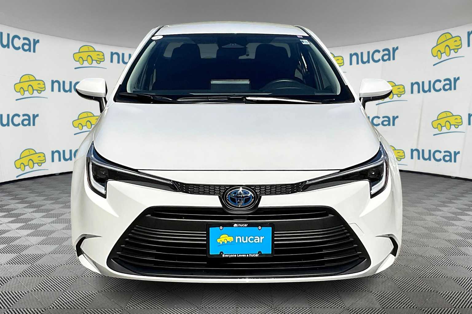 2025 Toyota Corolla Hybrid LE - Photo 3