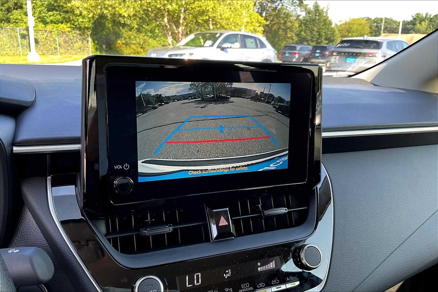 2025 Toyota Corolla Hybrid LE - Photo 32
