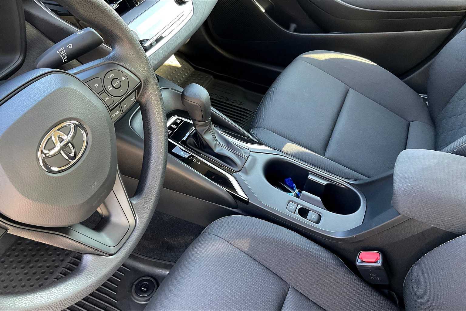 2025 Toyota Corolla Hybrid LE - Photo 33
