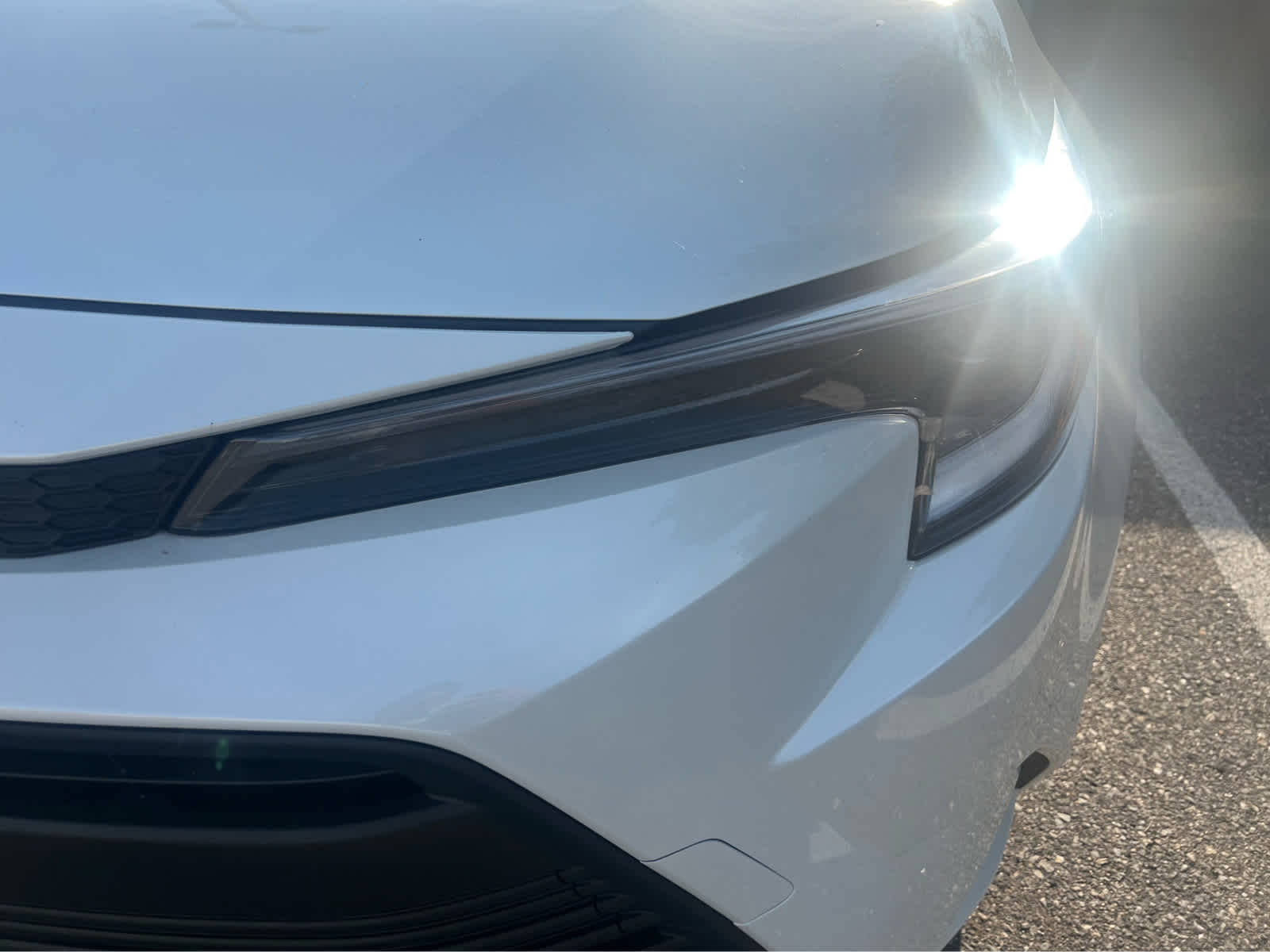2025 Toyota Corolla Hybrid LE - Photo 8