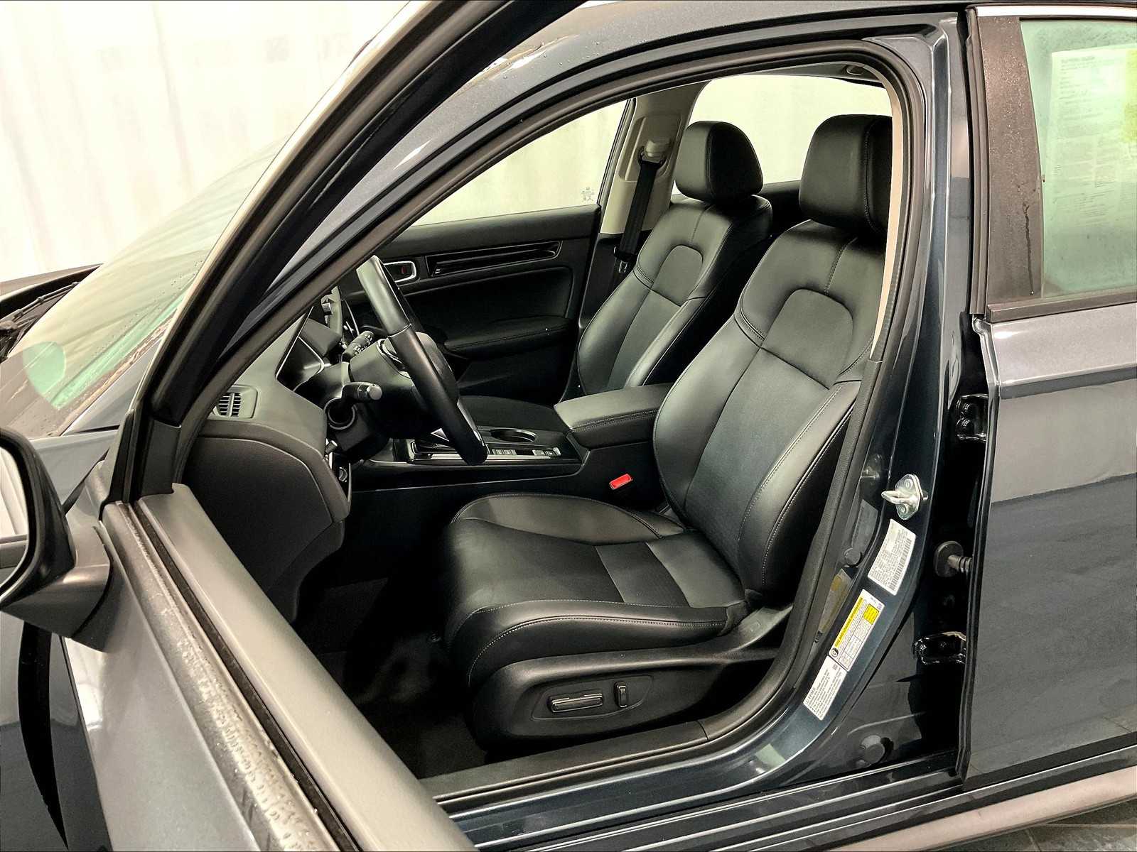 2022 Honda Civic Hatchback EX-L - Photo 10