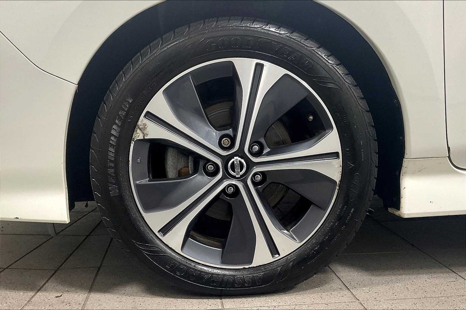 2018 Nissan LEAF SV - Photo 7