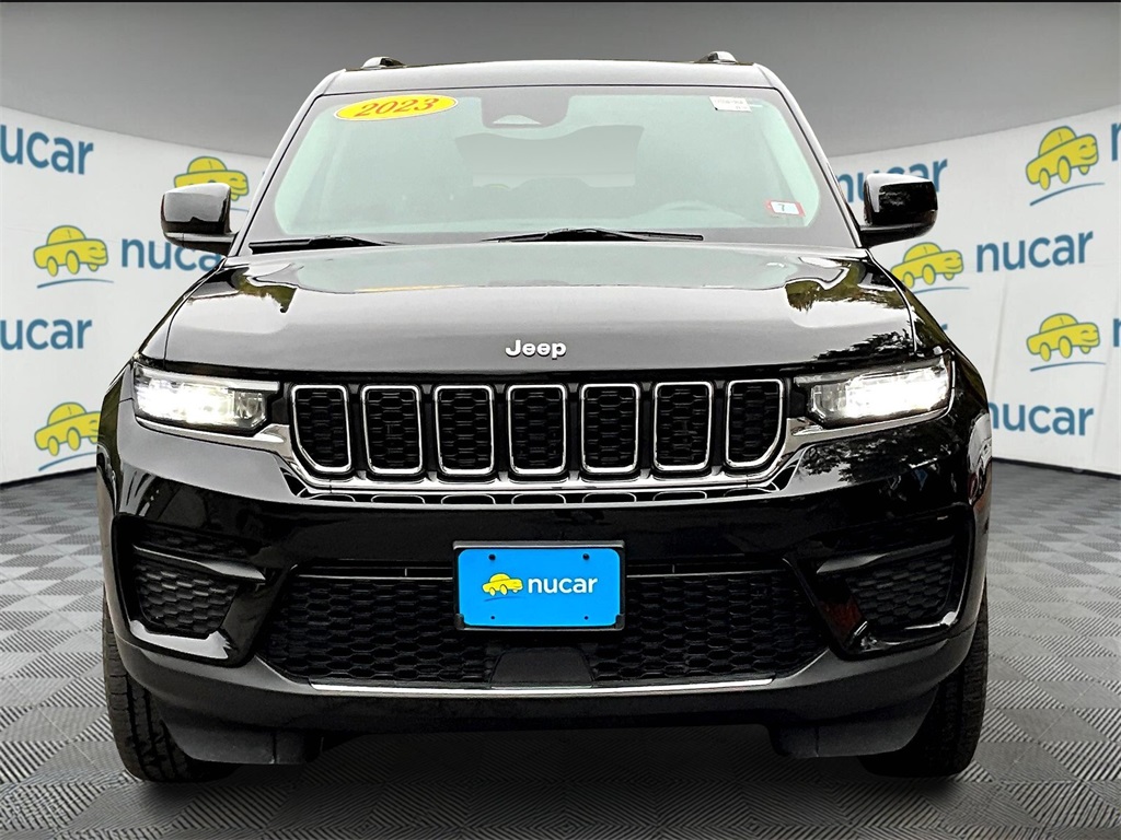 2023 Jeep Grand Cherokee Laredo - Photo 2