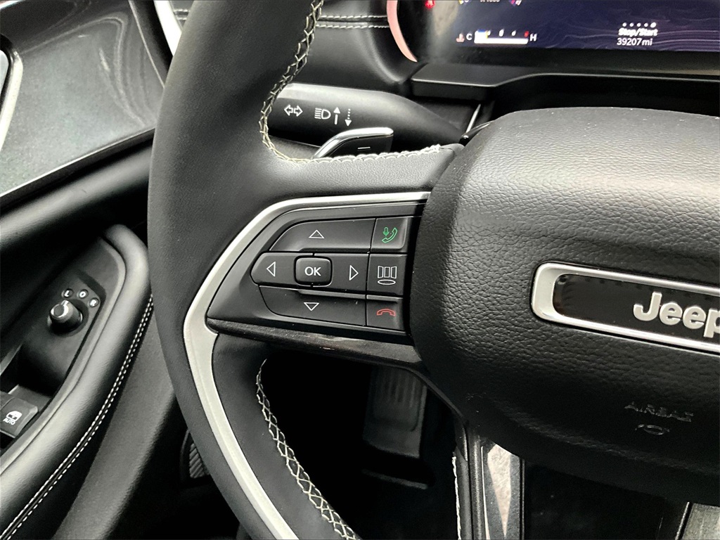 2023 Jeep Grand Cherokee Laredo - Photo 23