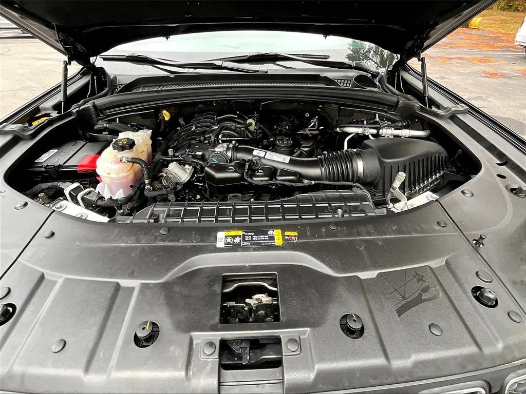 2023 Jeep Grand Cherokee Laredo - Photo 30