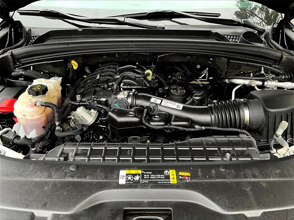 2023 Jeep Grand Cherokee Laredo - Photo 35