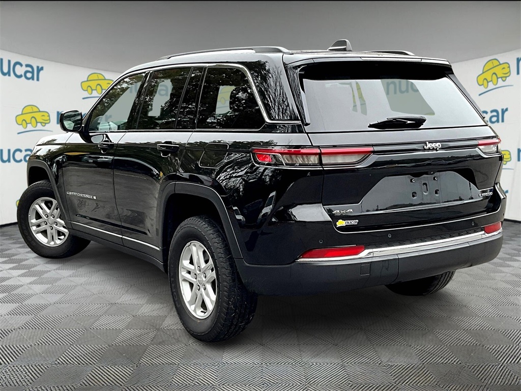 2023 Jeep Grand Cherokee Laredo - Photo 4