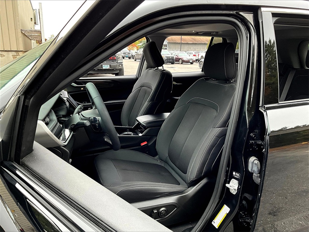 2023 Jeep Grand Cherokee Laredo - Photo 10