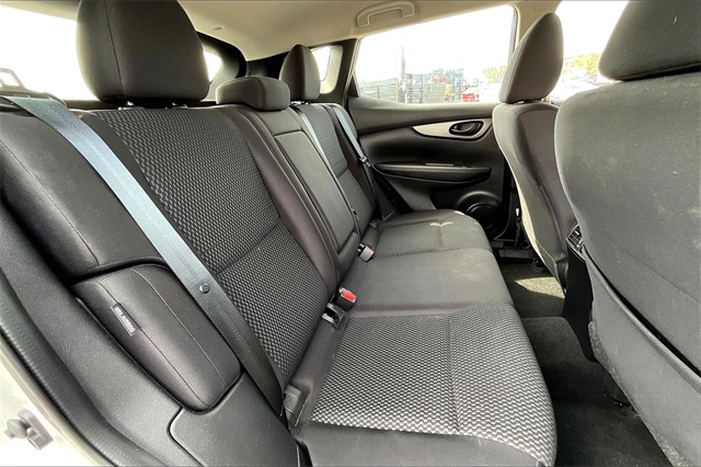 2021 Nissan Rogue Sport S - Photo 15