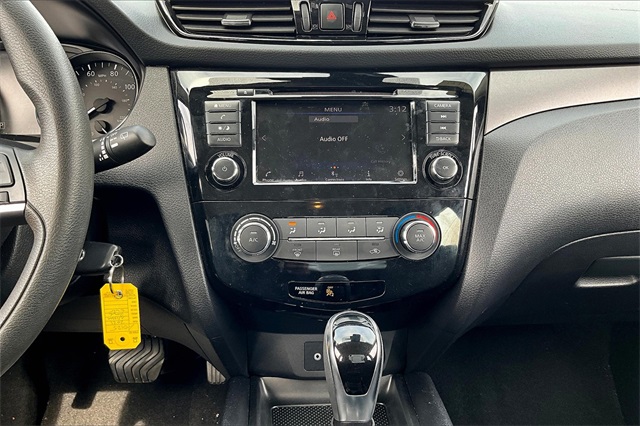 2021 Nissan Rogue Sport S - Photo 17