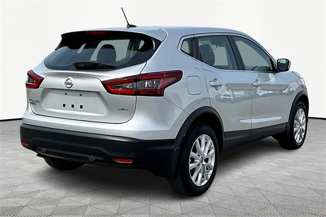 2021 Nissan Rogue Sport S - Photo 6